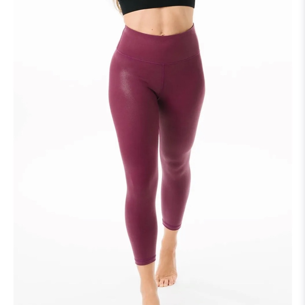 Lipgloss Metallic Plus Light n Tight Hi-rise Capri 20"